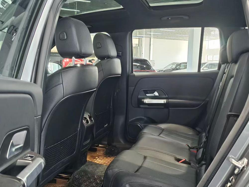 Mercedes-Benz Mercedes-Benz GLB