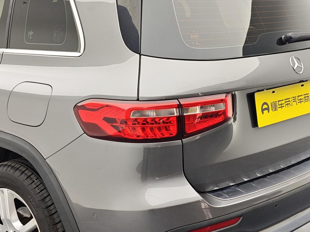Mercedes-Benz Mercedes-Benz GLB