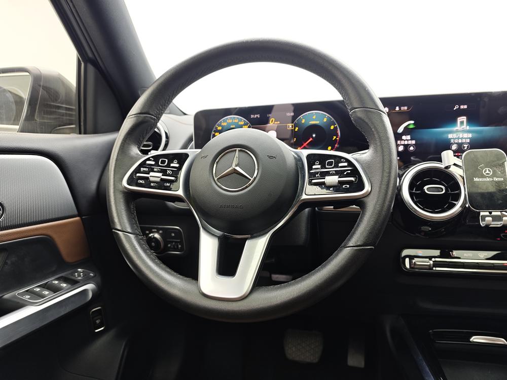 Mercedes-Benz Mercedes-Benz GLB