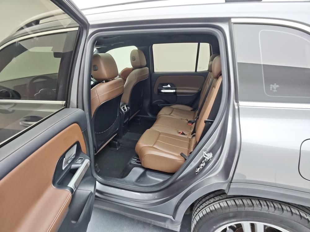 Mercedes-Benz Mercedes-Benz GLB