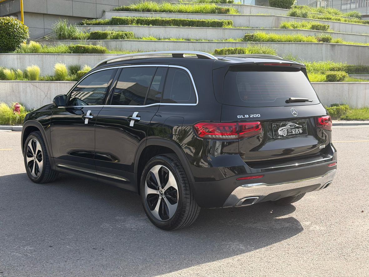 Mercedes-Benz Mercedes-Benz GLB