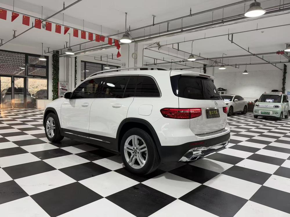 Mercedes-Benz Mercedes-Benz GLB