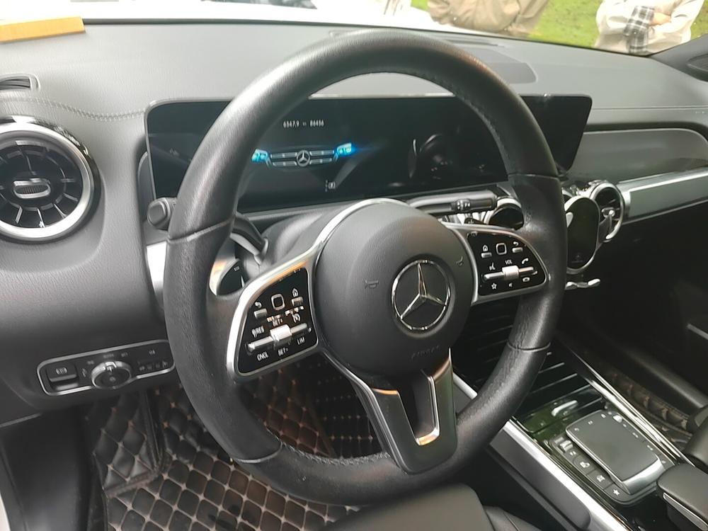 Mercedes-Benz Mercedes-Benz GLB
