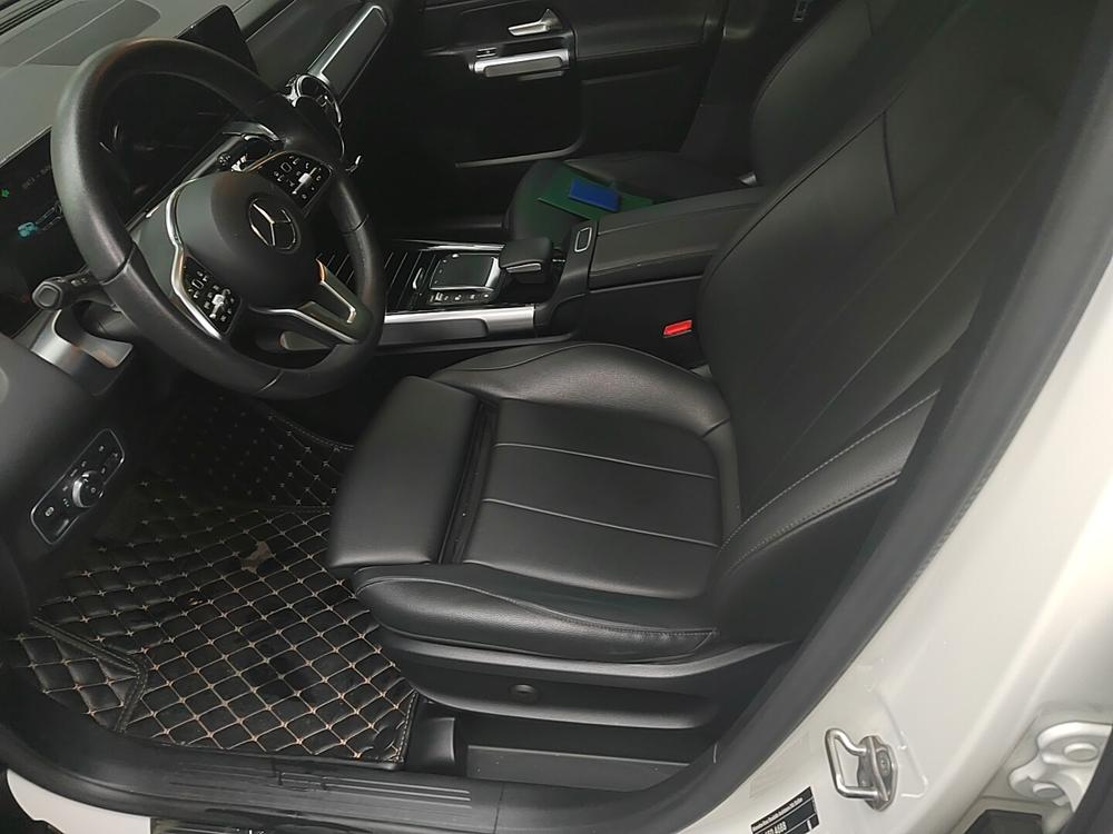 Mercedes-Benz Mercedes-Benz GLB