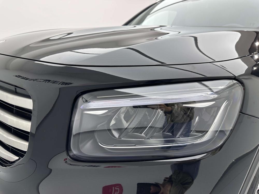 Mercedes-Benz Mercedes-Benz GLB