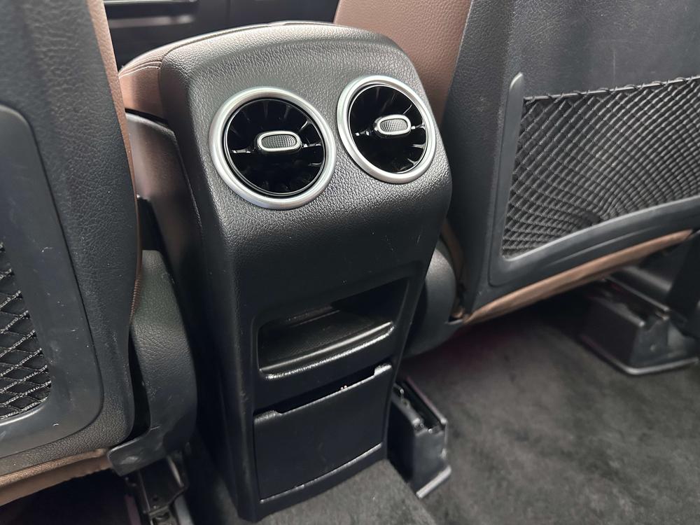 Mercedes-Benz Mercedes-Benz GLB