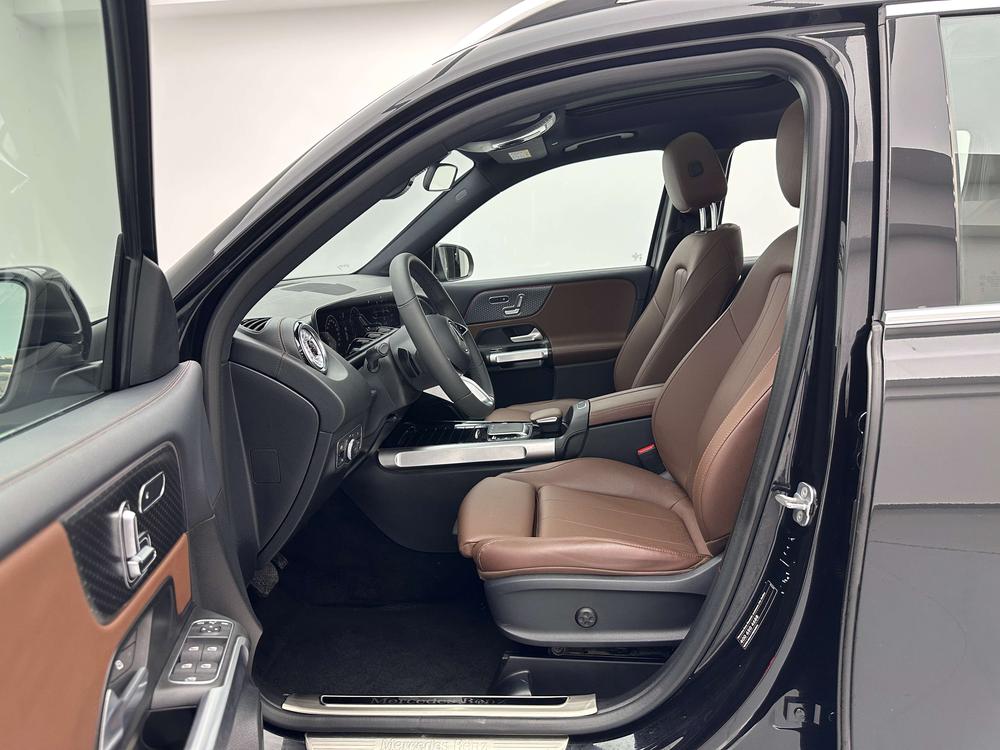 Mercedes-Benz Mercedes-Benz GLB