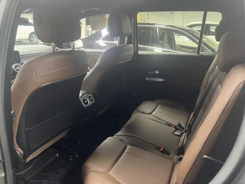 Mercedes-Benz Mercedes-Benz GLB