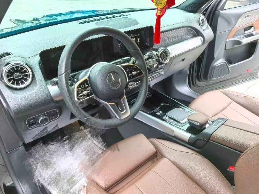 Mercedes-Benz Mercedes-Benz GLB