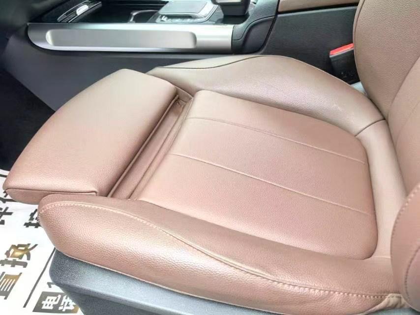 Mercedes-Benz Mercedes-Benz GLB