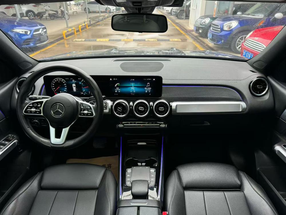 Mercedes-Benz Mercedes-Benz GLB