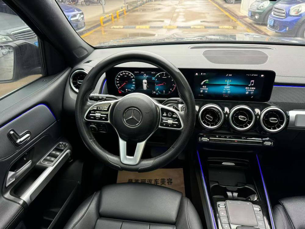 Mercedes-Benz Mercedes-Benz GLB