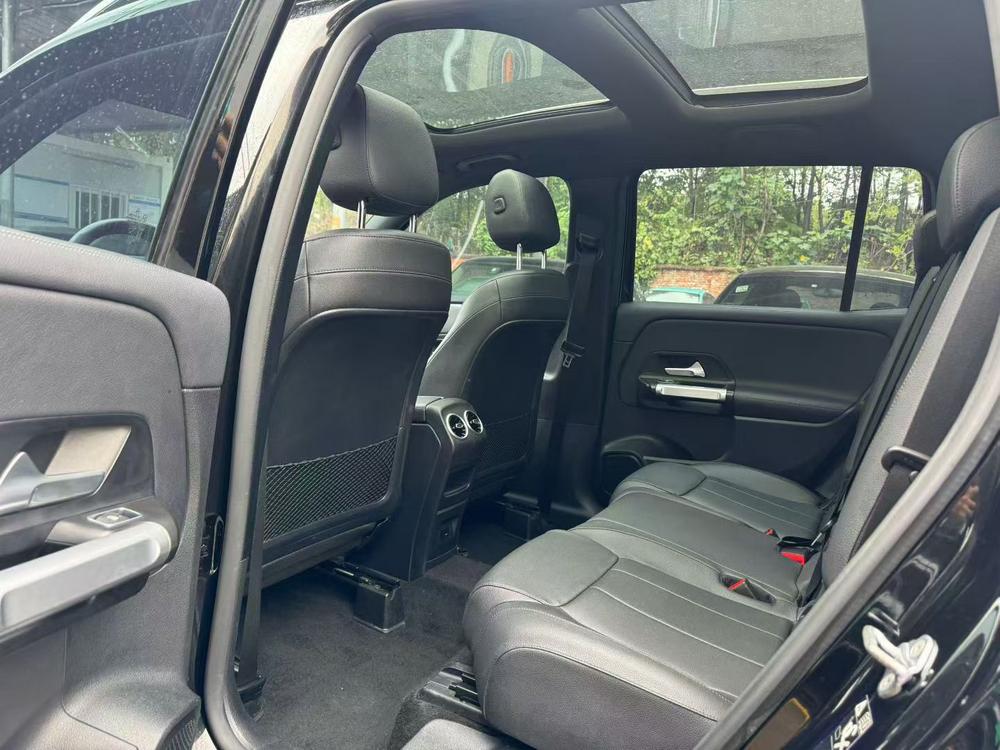 Mercedes-Benz Mercedes-Benz GLB