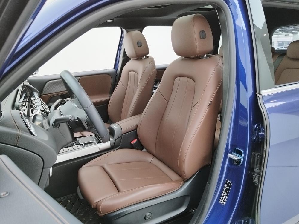 Mercedes-Benz Mercedes-Benz GLB