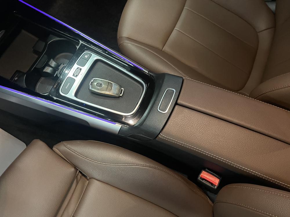 Mercedes-Benz Mercedes-Benz GLB