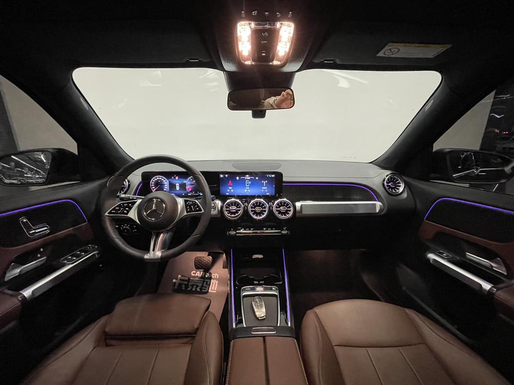 Mercedes-Benz Mercedes-Benz GLB