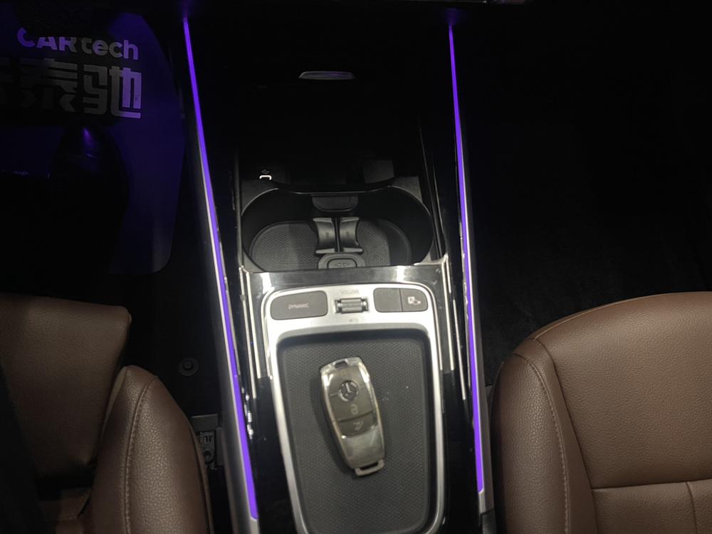 Mercedes-Benz Mercedes-Benz GLB