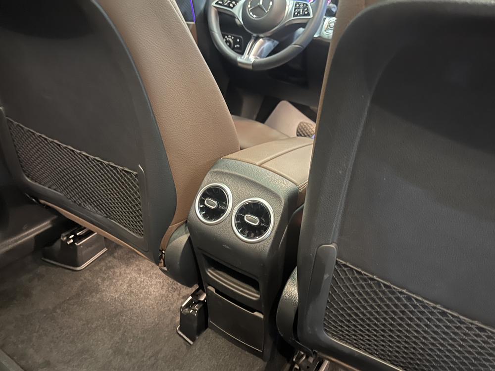 Mercedes-Benz Mercedes-Benz GLB