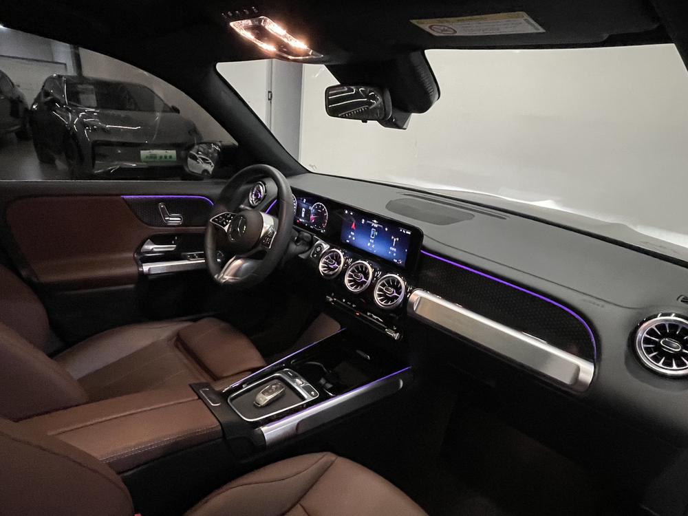 Mercedes-Benz Mercedes-Benz GLB