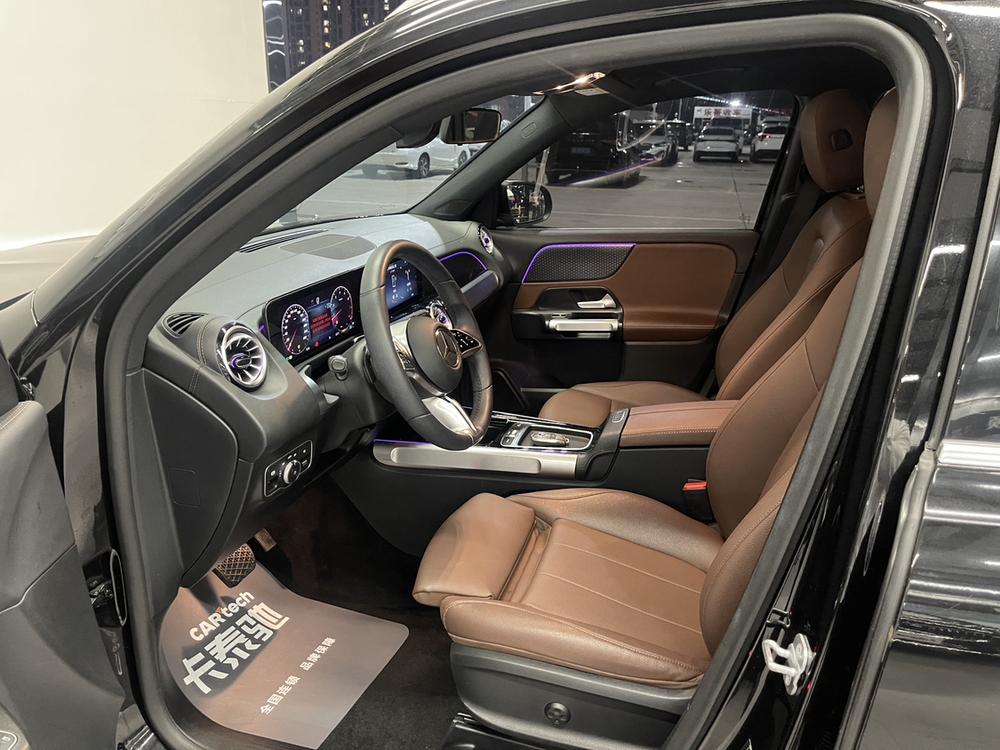 Mercedes-Benz Mercedes-Benz GLB