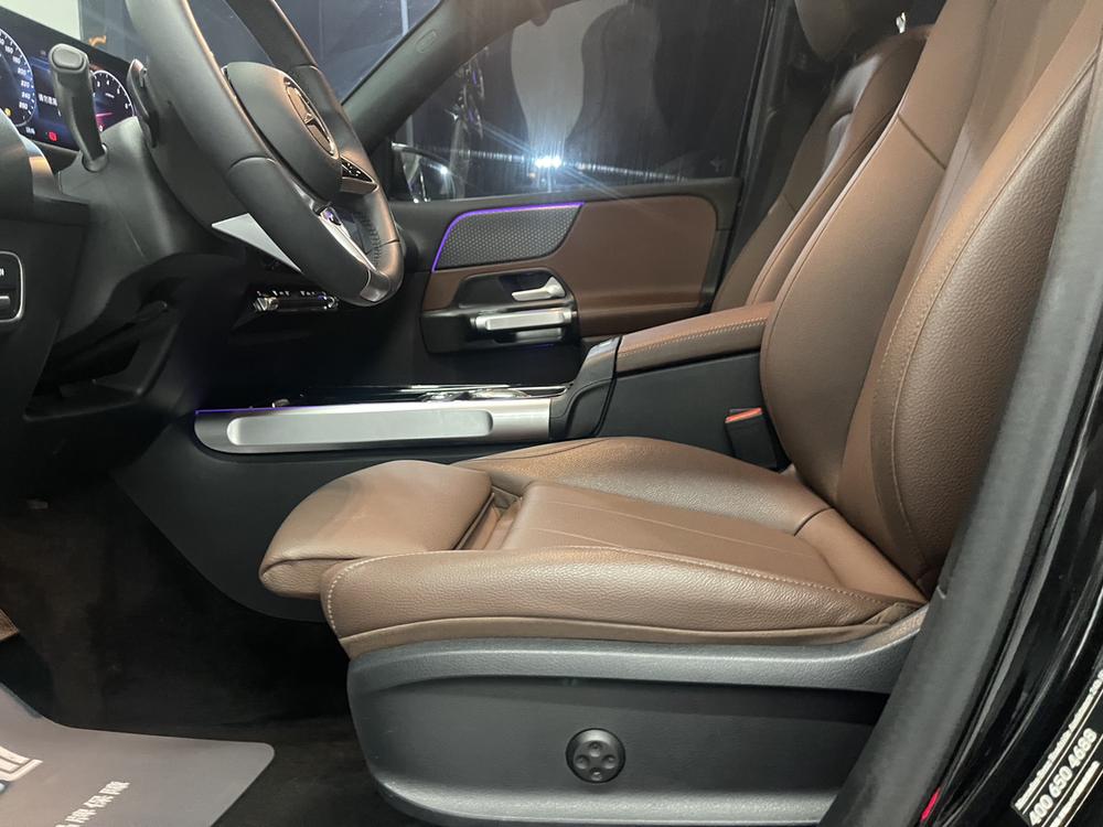 Mercedes-Benz Mercedes-Benz GLB