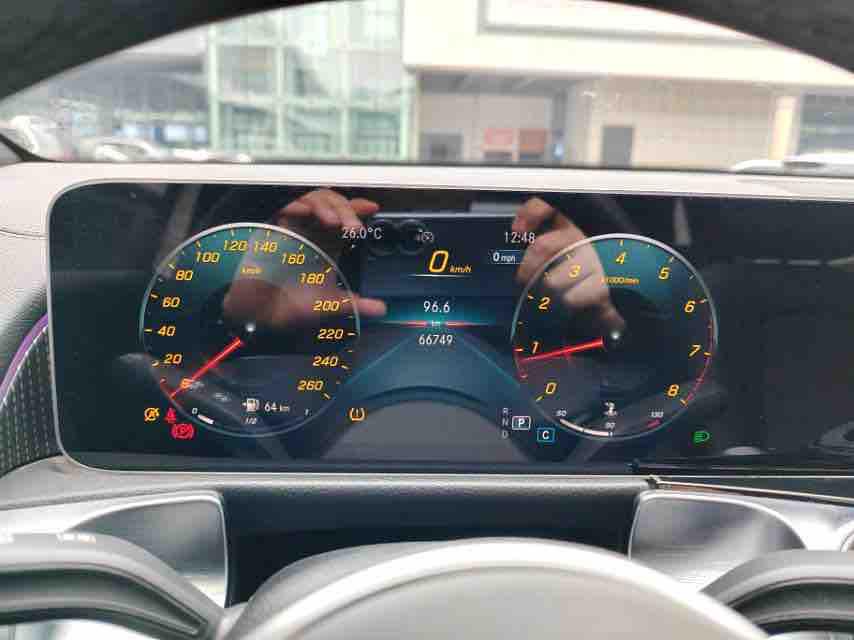 Mercedes-Benz Mercedes-Benz GLB