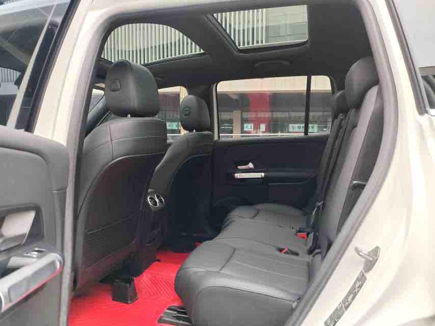 Mercedes-Benz Mercedes-Benz GLB
