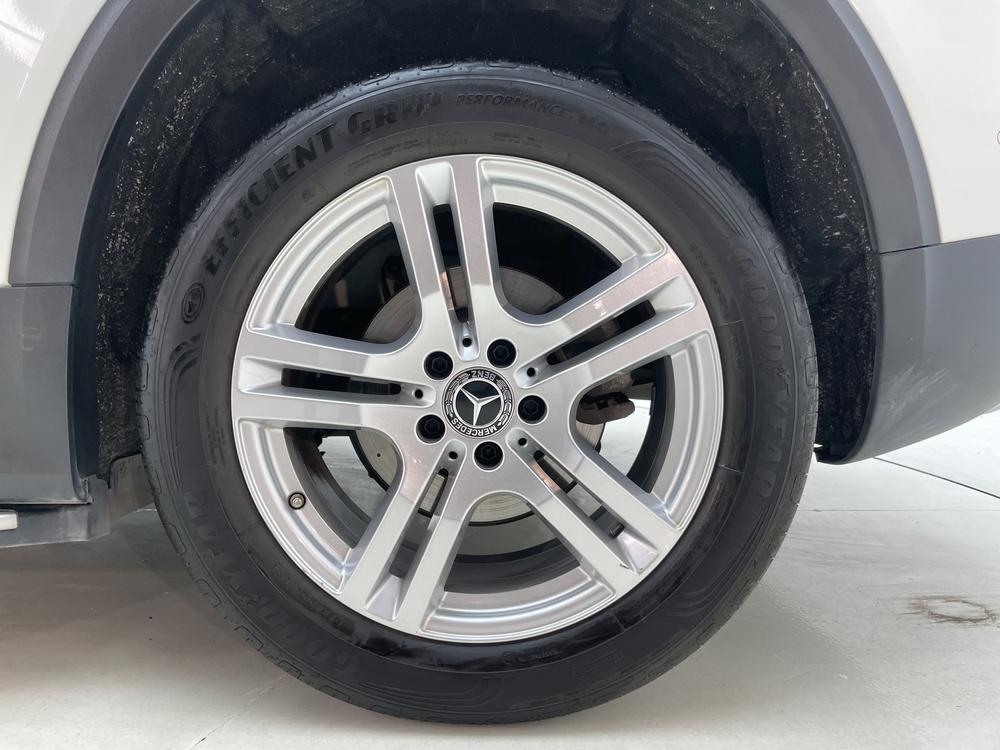 Mercedes-Benz Mercedes-Benz GLB