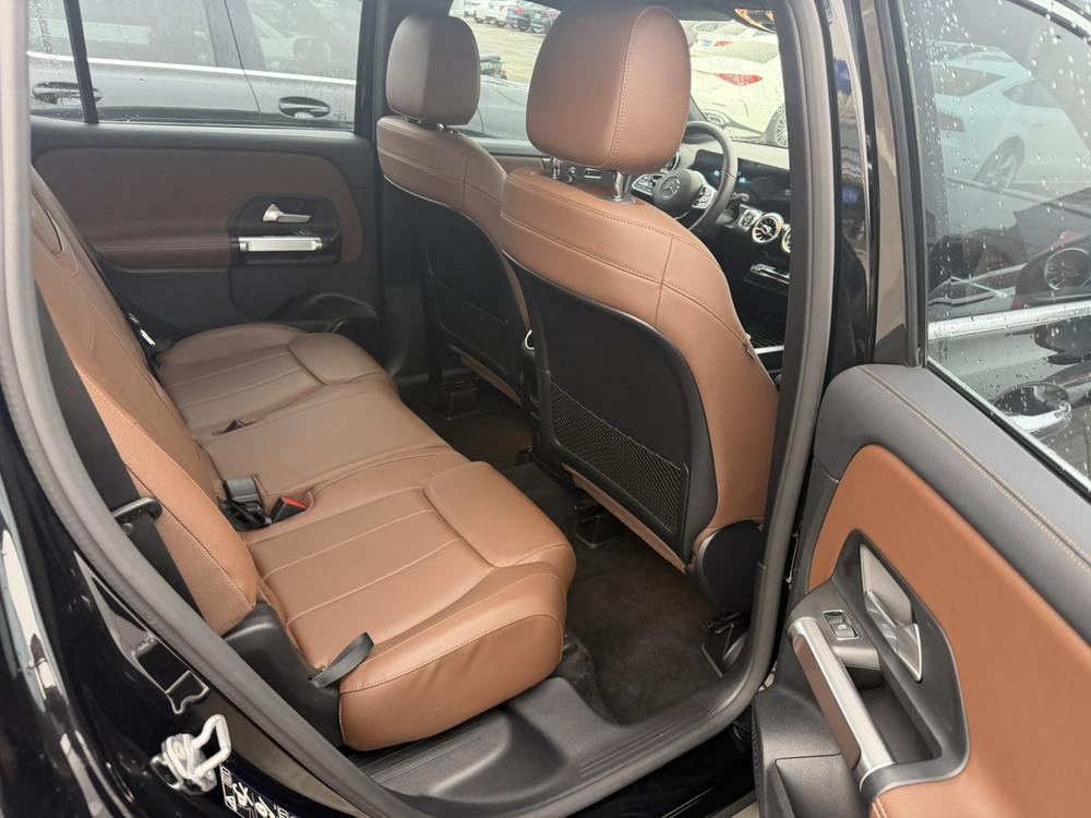 Mercedes-Benz Mercedes-Benz GLB