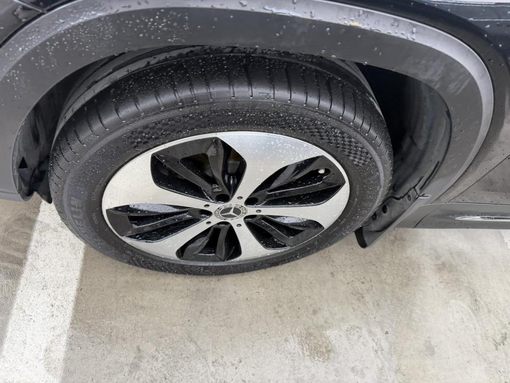 Mercedes-Benz Mercedes-Benz GLB