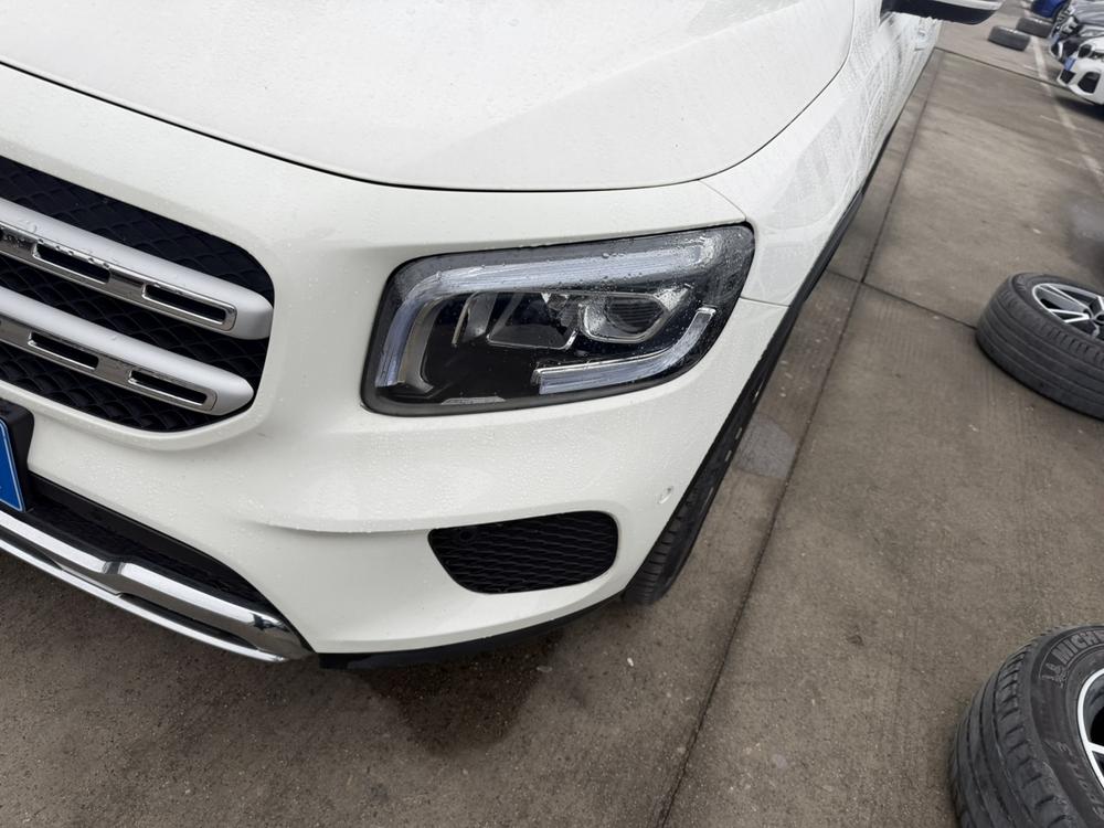 Mercedes-Benz Mercedes-Benz GLB