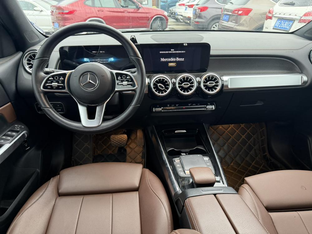 Mercedes-Benz Mercedes-Benz GLB