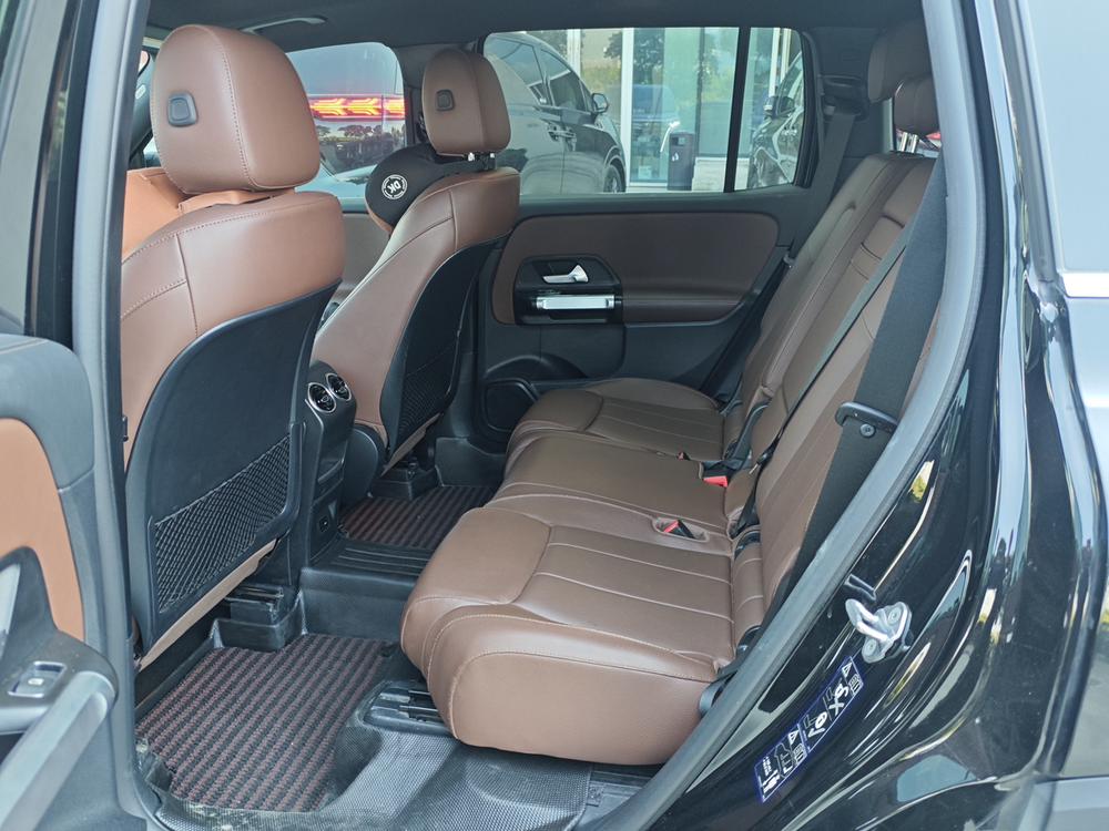 Mercedes-Benz Mercedes-Benz GLB