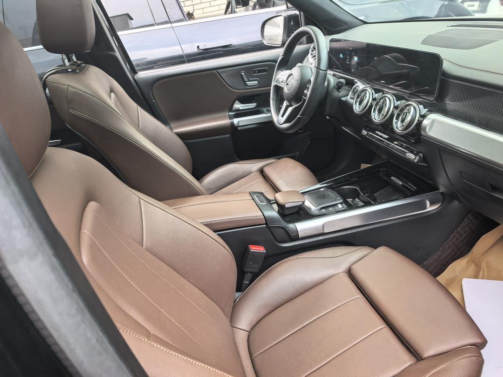 Mercedes-Benz Mercedes-Benz GLB