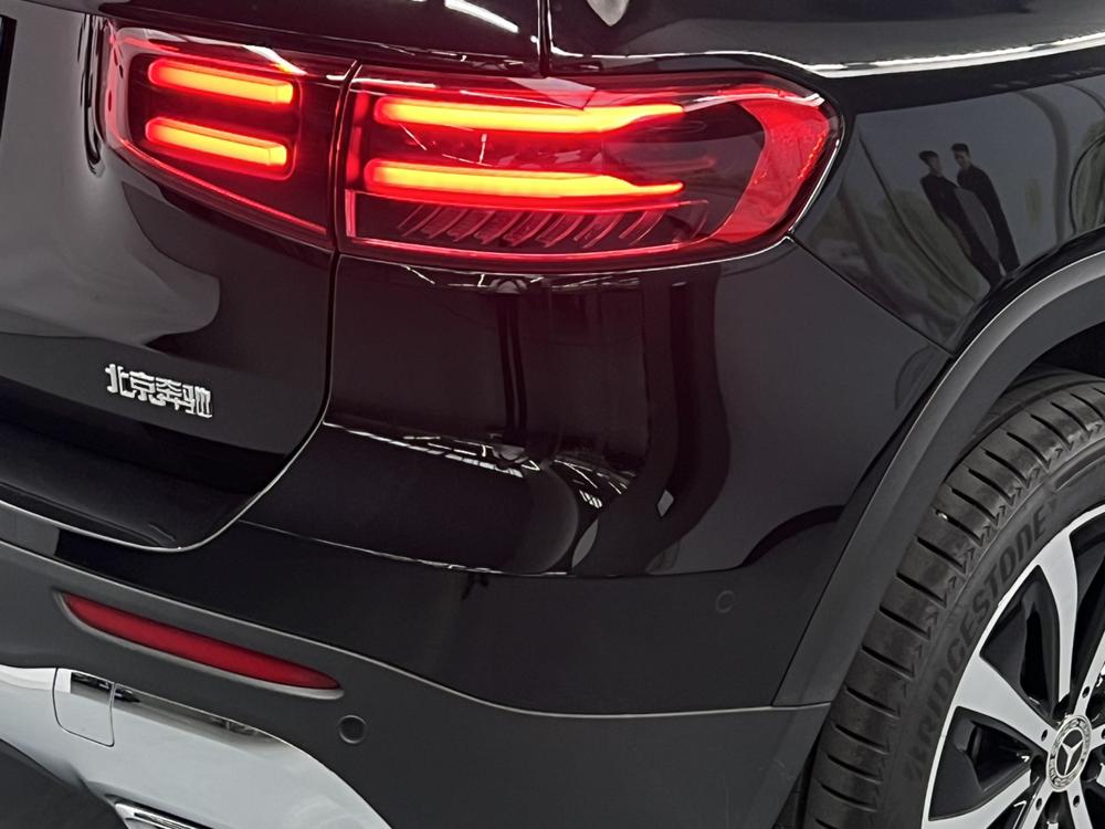 Mercedes-Benz Mercedes-Benz GLB