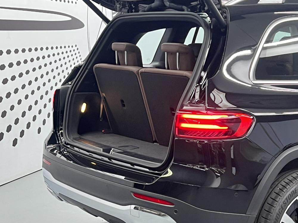 Mercedes-Benz Mercedes-Benz GLB