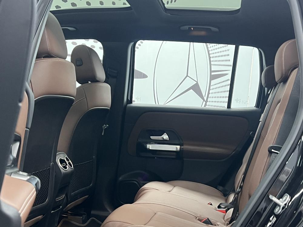 Mercedes-Benz Mercedes-Benz GLB