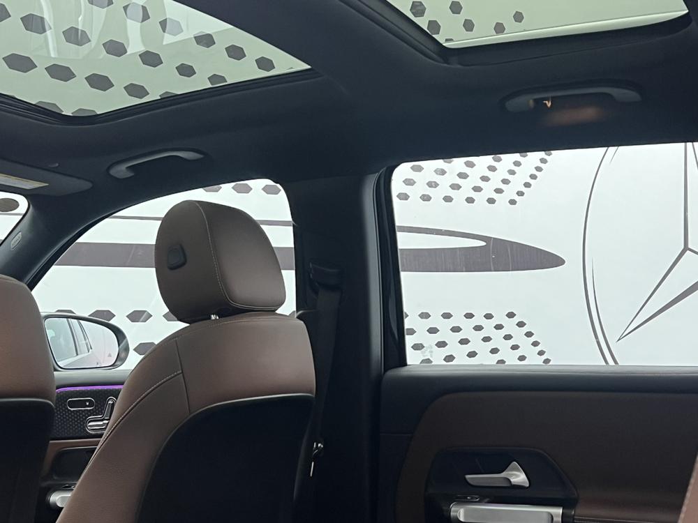 Mercedes-Benz Mercedes-Benz GLB