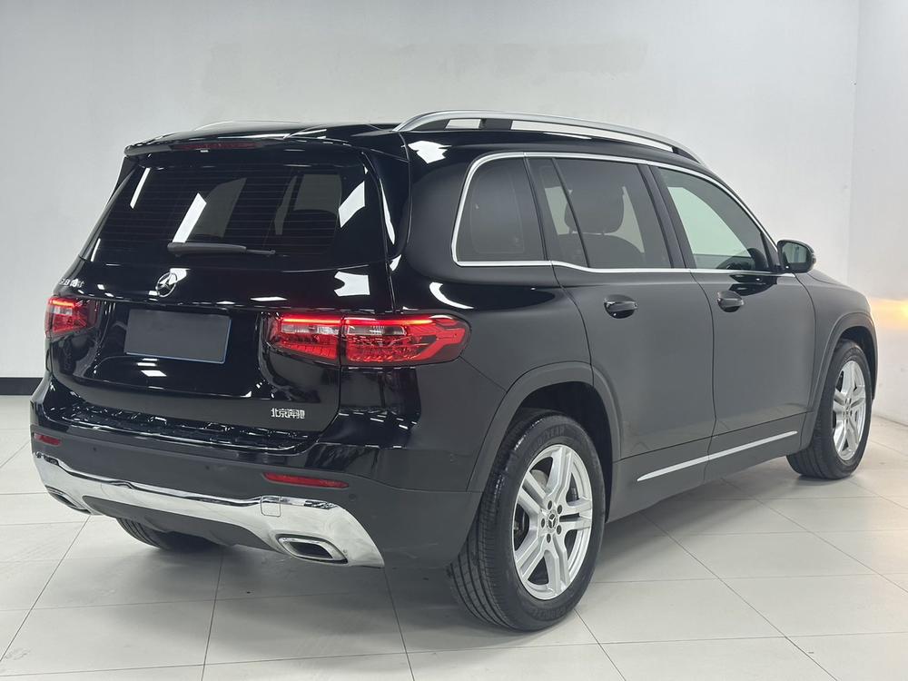 Mercedes-Benz Mercedes-Benz GLB