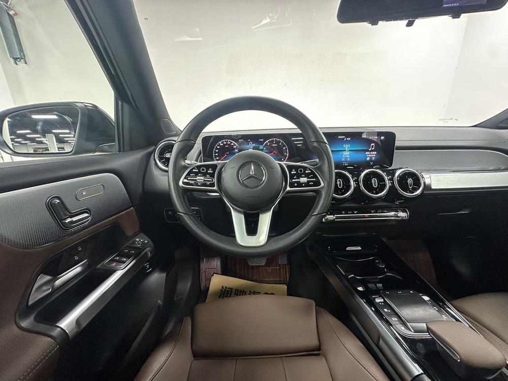 Mercedes-Benz Mercedes-Benz GLB