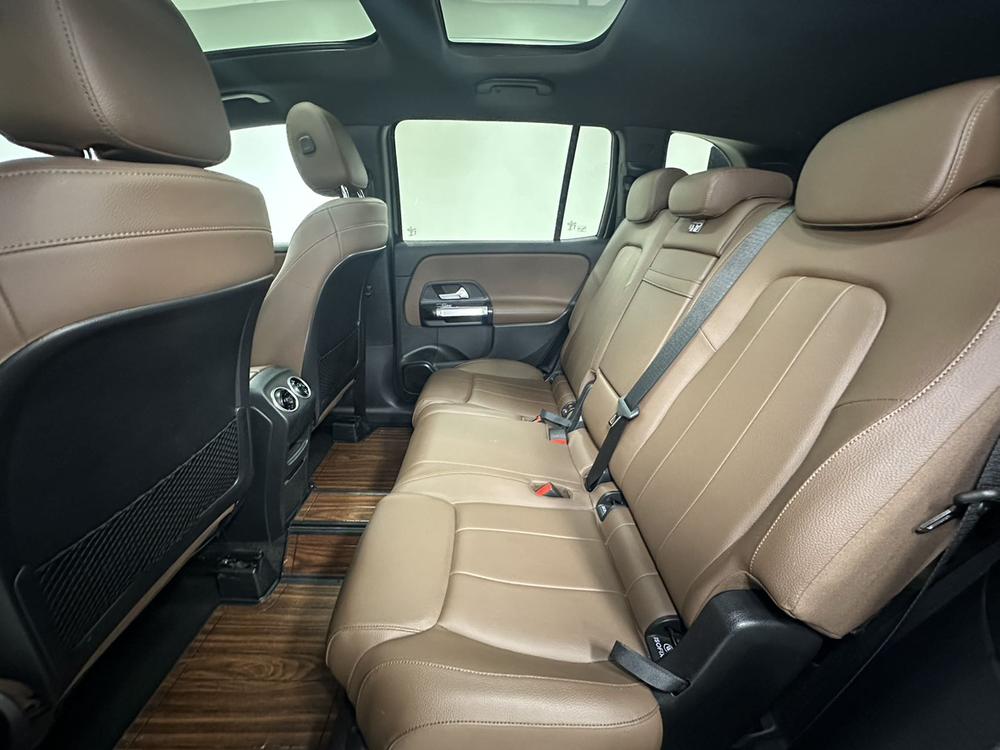 Mercedes-Benz Mercedes-Benz GLB