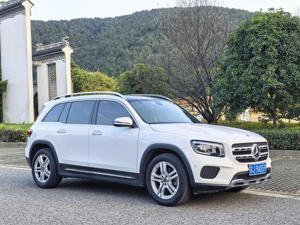 Mercedes-Benz Mercedes-Benz GLB