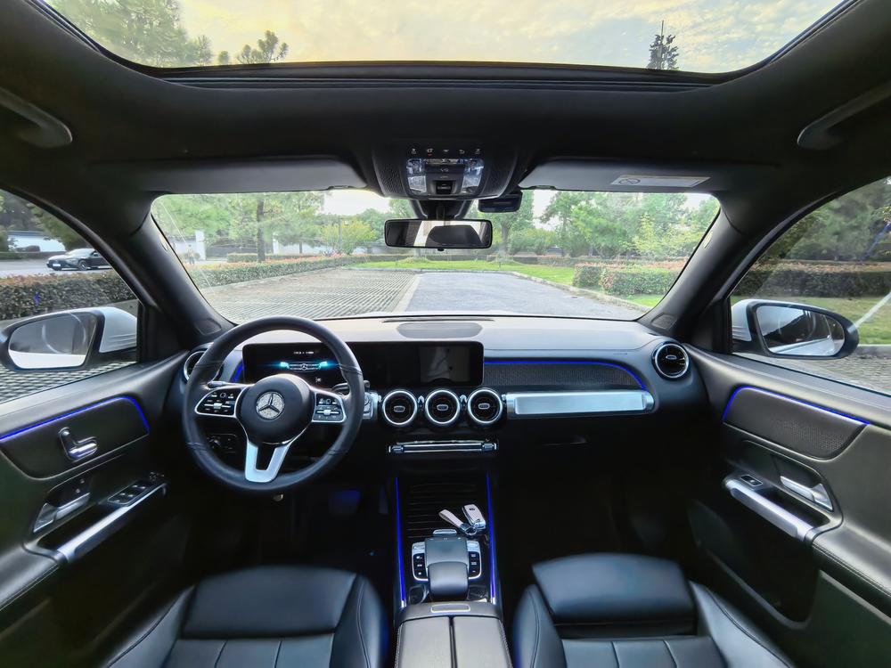 Mercedes-Benz Mercedes-Benz GLB