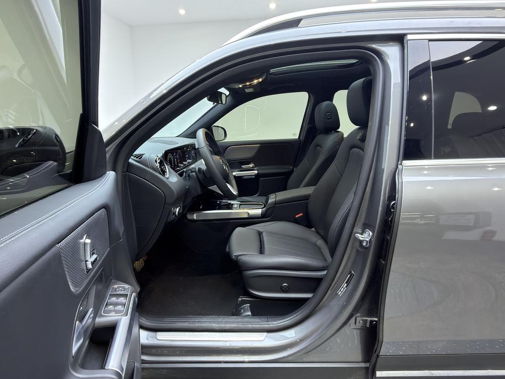 Mercedes-Benz Mercedes-Benz GLB