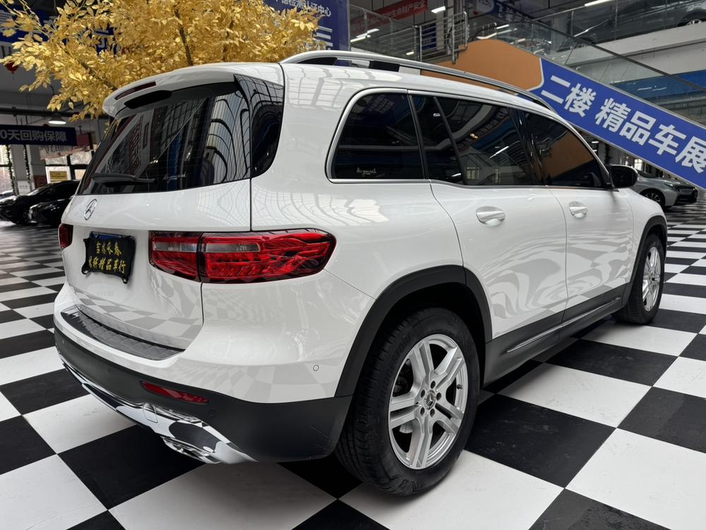 Mercedes-Benz Mercedes-Benz GLB