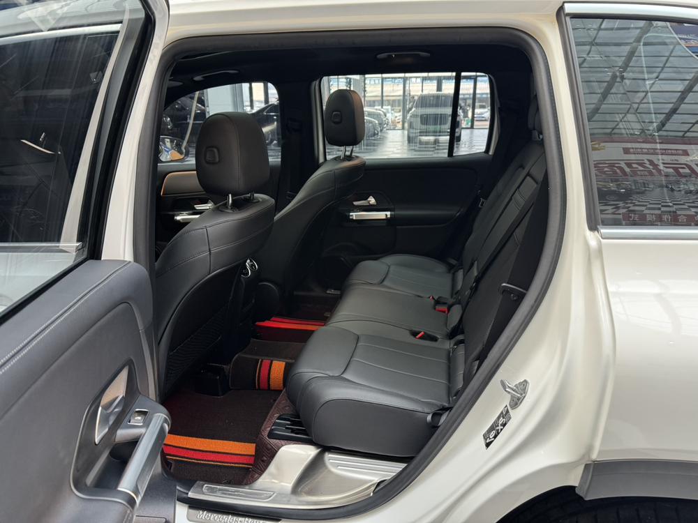 Mercedes-Benz Mercedes-Benz GLB