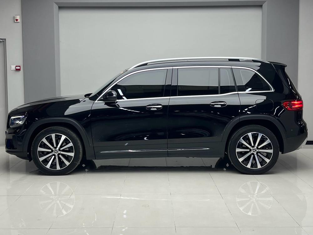 Mercedes-Benz Mercedes-Benz GLB