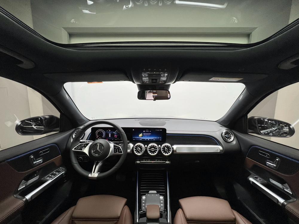 Mercedes-Benz Mercedes-Benz GLB