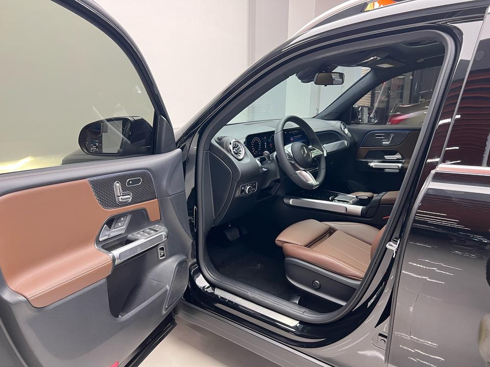 Mercedes-Benz Mercedes-Benz GLB