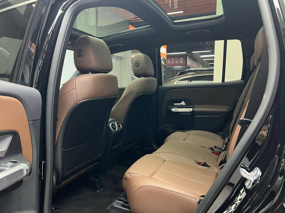Mercedes-Benz Mercedes-Benz GLB